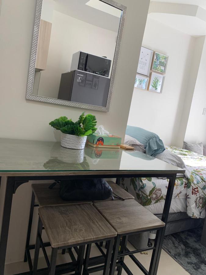 Hola! Condotel @ Inspiria Davao Экстерьер фото